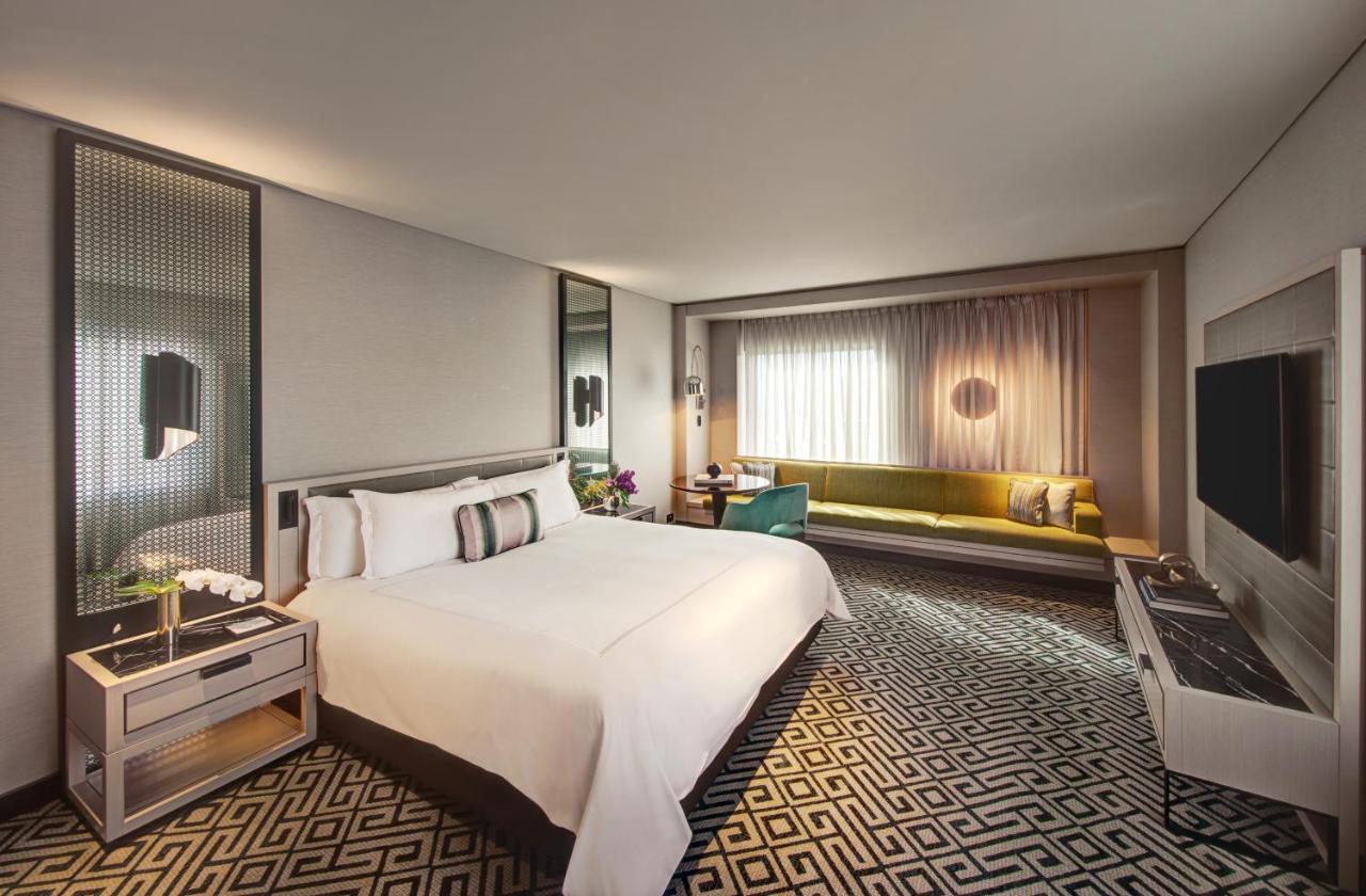 The Star Grand Hotel And Residences Sydney Bagian luar foto Deluxe Room