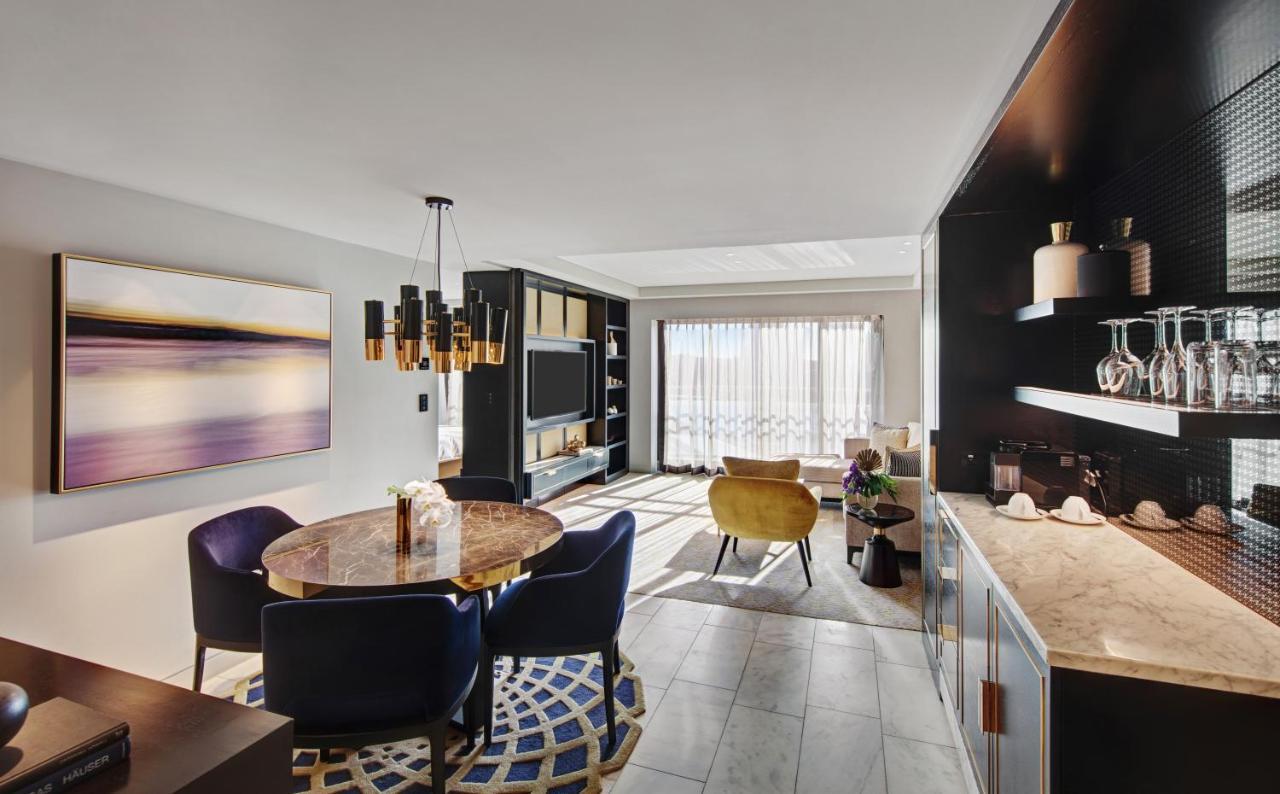 The Star Grand Hotel And Residences Sydney Bagian luar foto A suite at the hotel