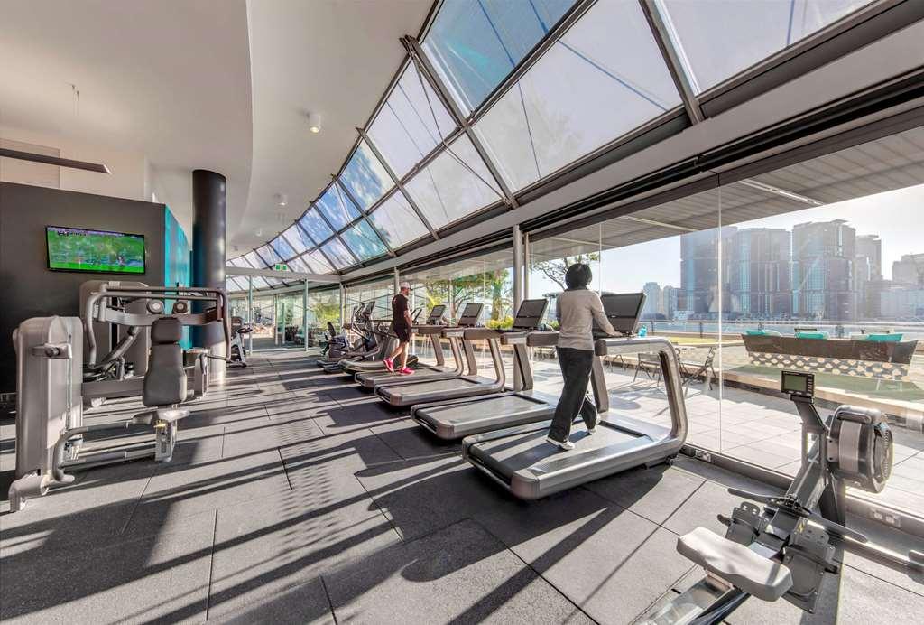 The Star Grand Hotel And Residences Sydney Fasilitas foto The gym at the 108th floor